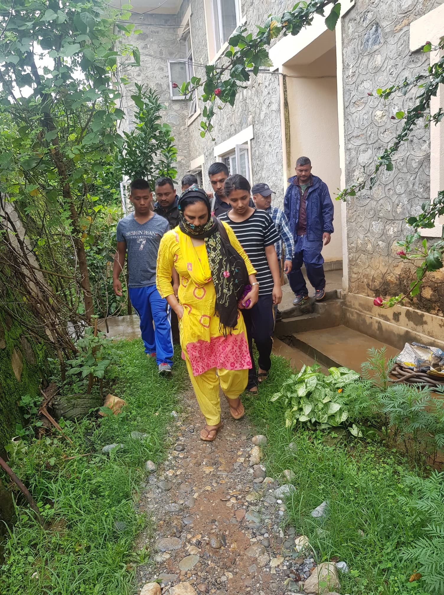 शिशु चोरेकी महिला प्रहरी नियन्त्रण