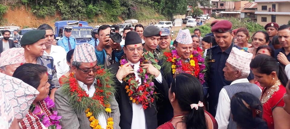 मुख्यमन्त्री शंकर पोखरेलले अम्ल्यिाहानको पुल उद्घाटन