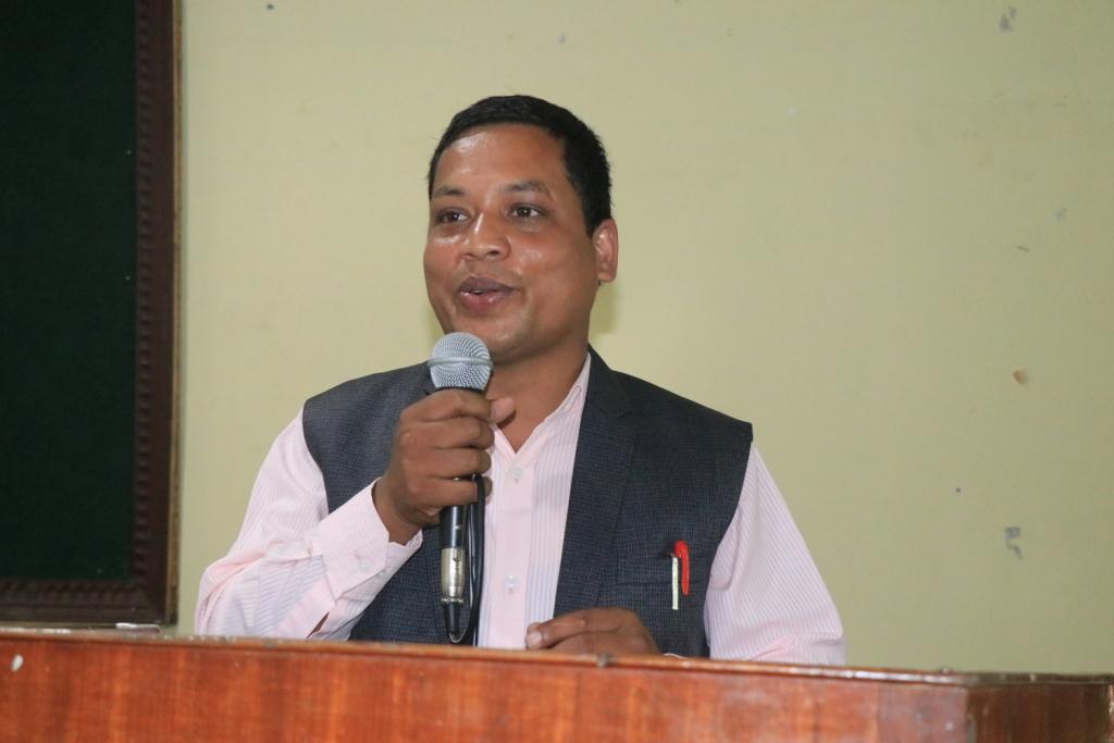 कवि आरवी निश्चलको किस्ता-किस्तामा जिन्दगी