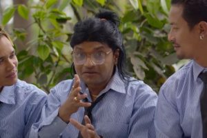 निषेधाज्ञामा रुचाईयो पशुपतिको ‘सारंगी र्याइँ र्याइँ’, उनी भन्छन् – म हास्य–व्यङ्ग्य गीतमै ठिक रहेछु