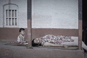 लोक गायक राजु परियारको  ‘आमा बिनाको घर’ सार्वजनिक(भिडियाेसहित)