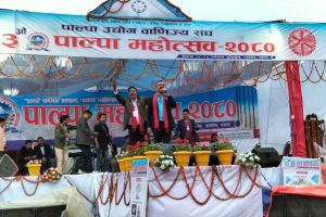 शिरीष र खेमको प्रस्तुतिमा झुमे दर्शक