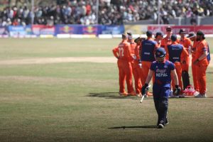 टि–२० विश्वकपः नेपालकाे चाैथाे विकेट पनि गुम्याे