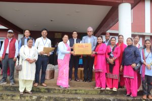 एक हजारबढी छात्रालाई सेनिटरी प्याड वितरण