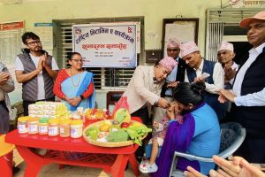 बालबालिकाको शिक्षा र स्वास्थ्यलाई प्राथमिकता दिएका छौंः मन्त्री सारू