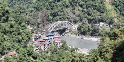 कालीगण्डकीमा पौडी खेल्दा डुबेका न्यौपानेको उद्दार, बेपत्ता शाहीको खाजीकार्य जारी