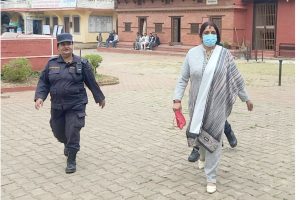 अभद्र व्यवहार सम्बन्धी कसुरमा व्यवसायी रेग्मी पक्राउ