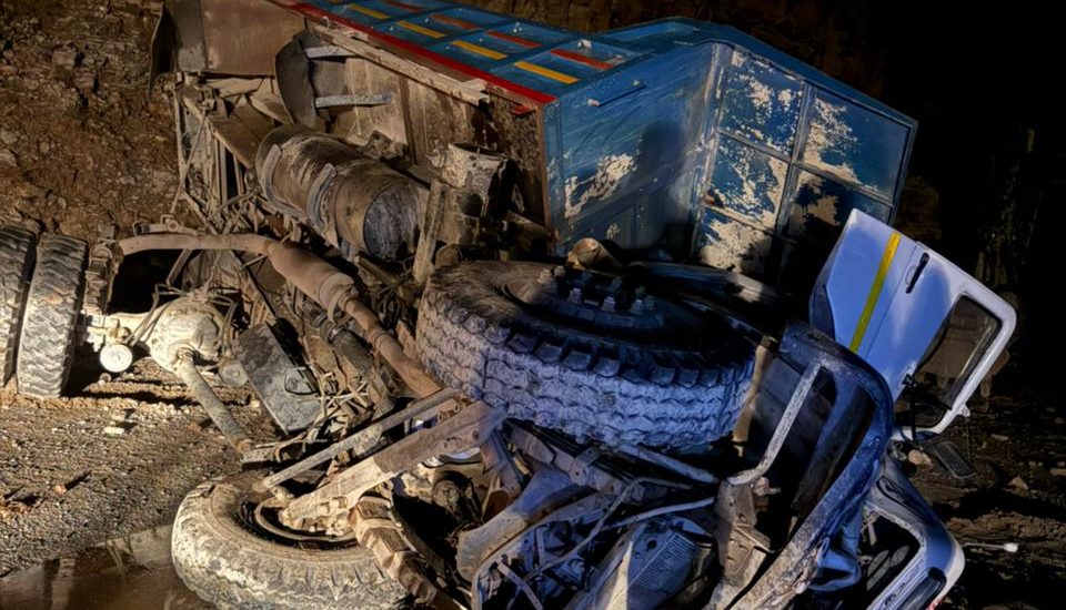 पाल्पा टिपर दुर्घटना: तीनै जनाको सनाखत