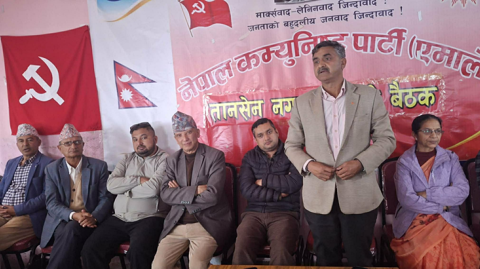 चुनावमा पराजित भएपछि एमाले तानसेन कमिटी विघटन