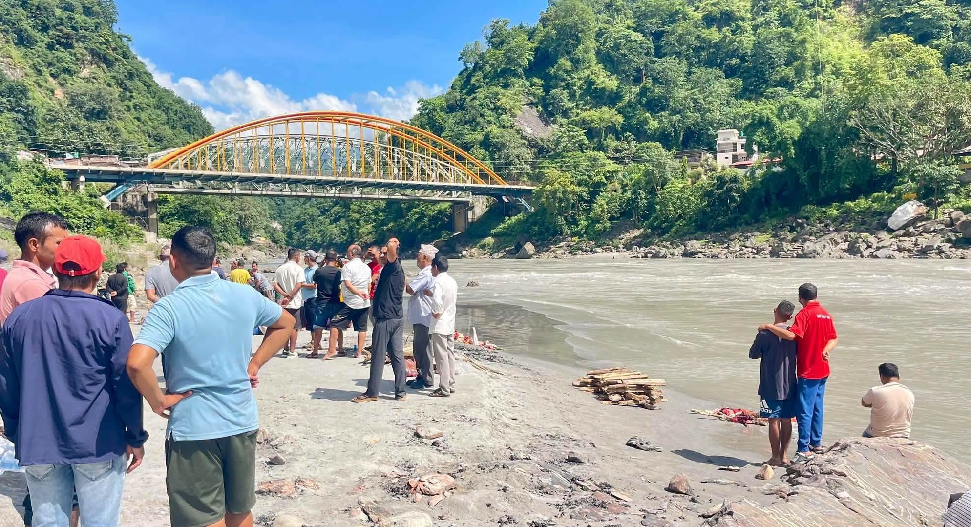 १७ दिनपछि कुशको शव बनाएर राम्दीघाटमा गरियो कार्कीको अन्तिम संस्कार